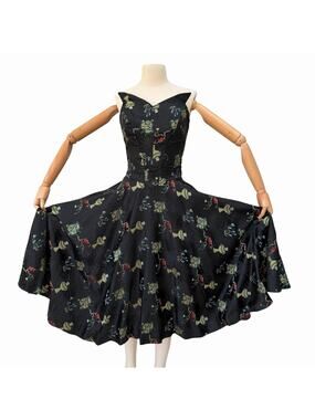 1950’s Asian Pattern Jacquard Silk Strapless Dress Full Circle Skirt, 28” Waist